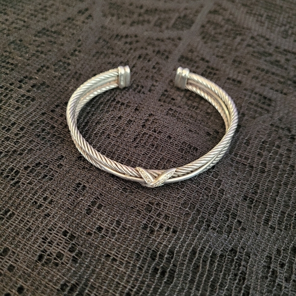 Crossover X Bracelet with Diamonds, 7mm - Picture 2 of 4